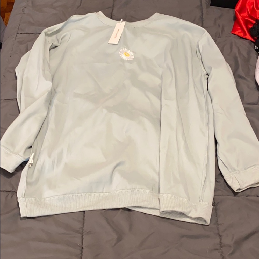 Light Green Daisy Long Sleeved Shirt
